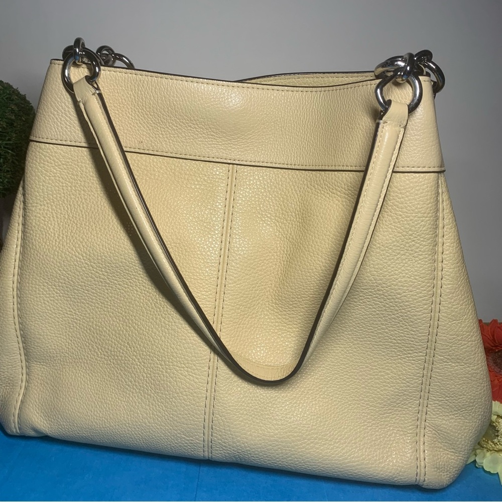 Coach Yellow Leather Shoulder Bag - Picture 5 of 17